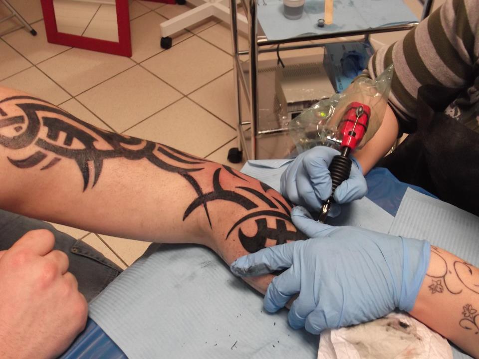 The Black Rose Studio Tattoo