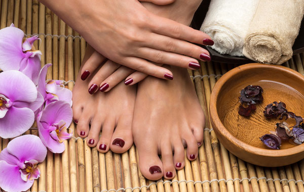 Trattamento Mani e Piedi "Luxury" Estetica Natural Beauty Fagagna -44%