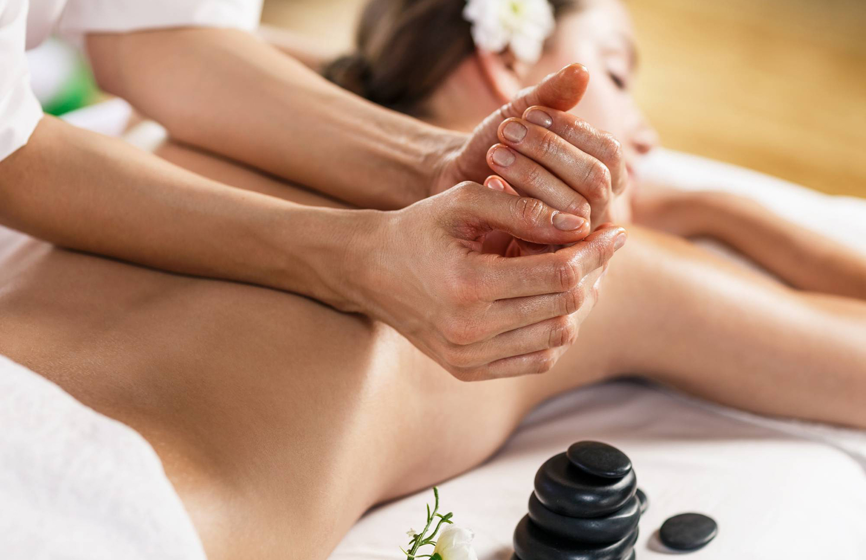 3 Massaggi Schiena, Spalle, Cervicale, Braccia e Addome Studio Alla Ricerca dell'Equilibrio San Daniele del Friuli -50%